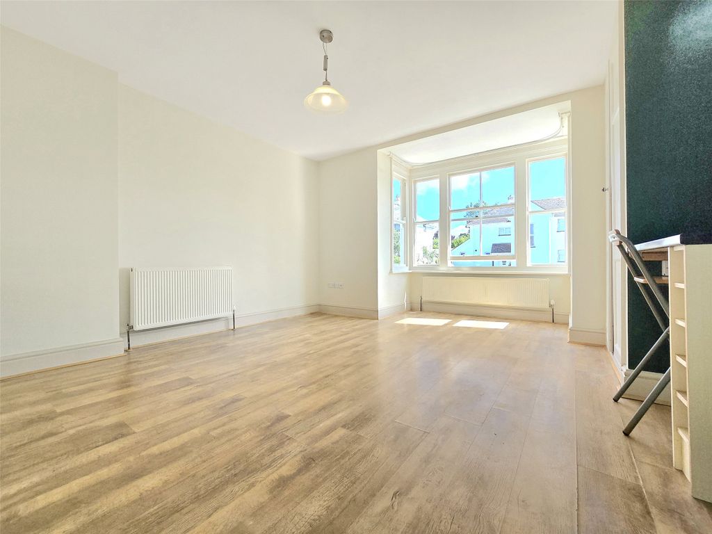 Property photo 2 of 10 2 - Lounge/Kitchen/Diner