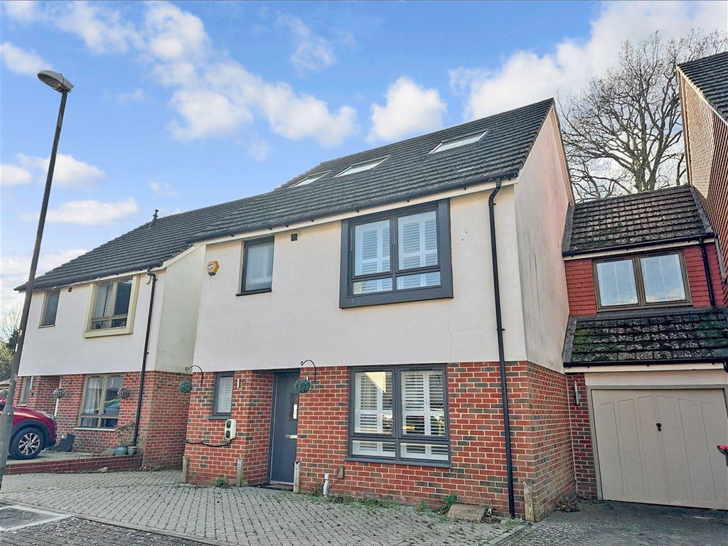 Property photo 1 of 23 External Web