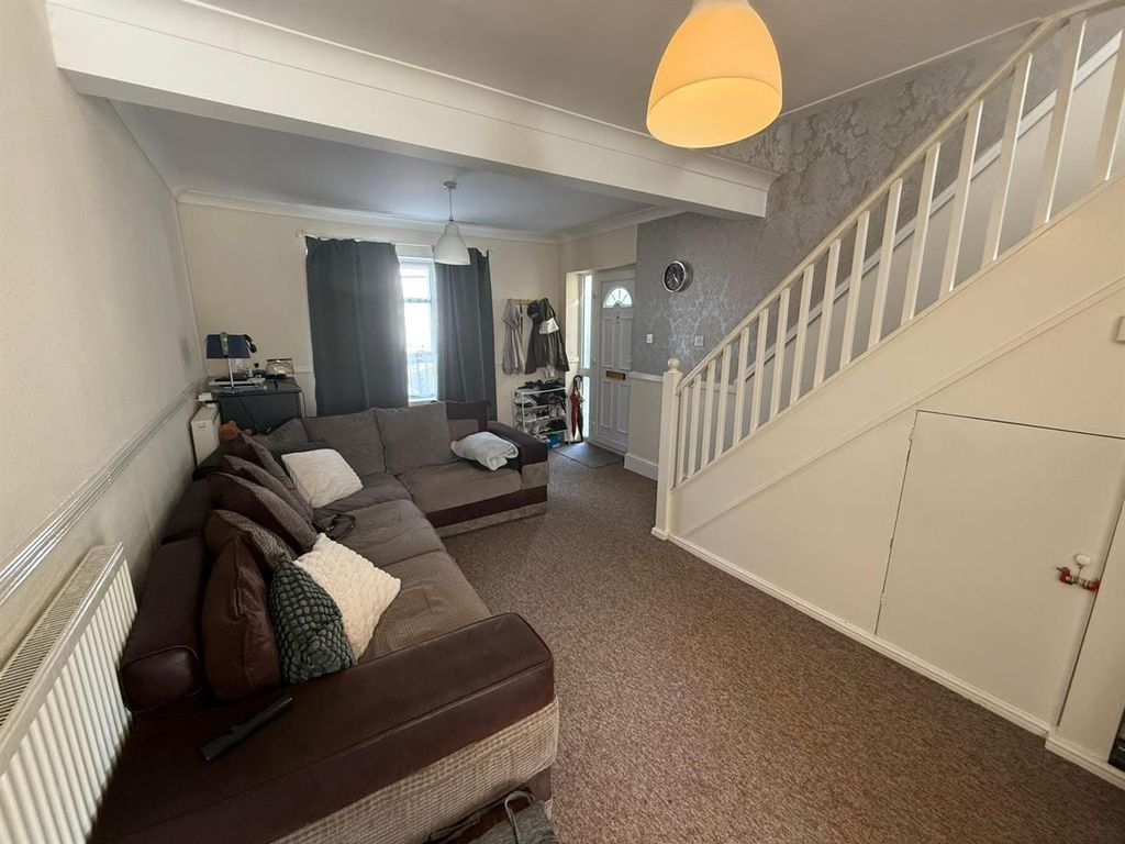 Property photo 2 of 8 1A.Jpg