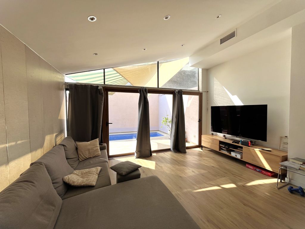 Property photo 2 of 17 P 82215 14.08.25_002.Jpg