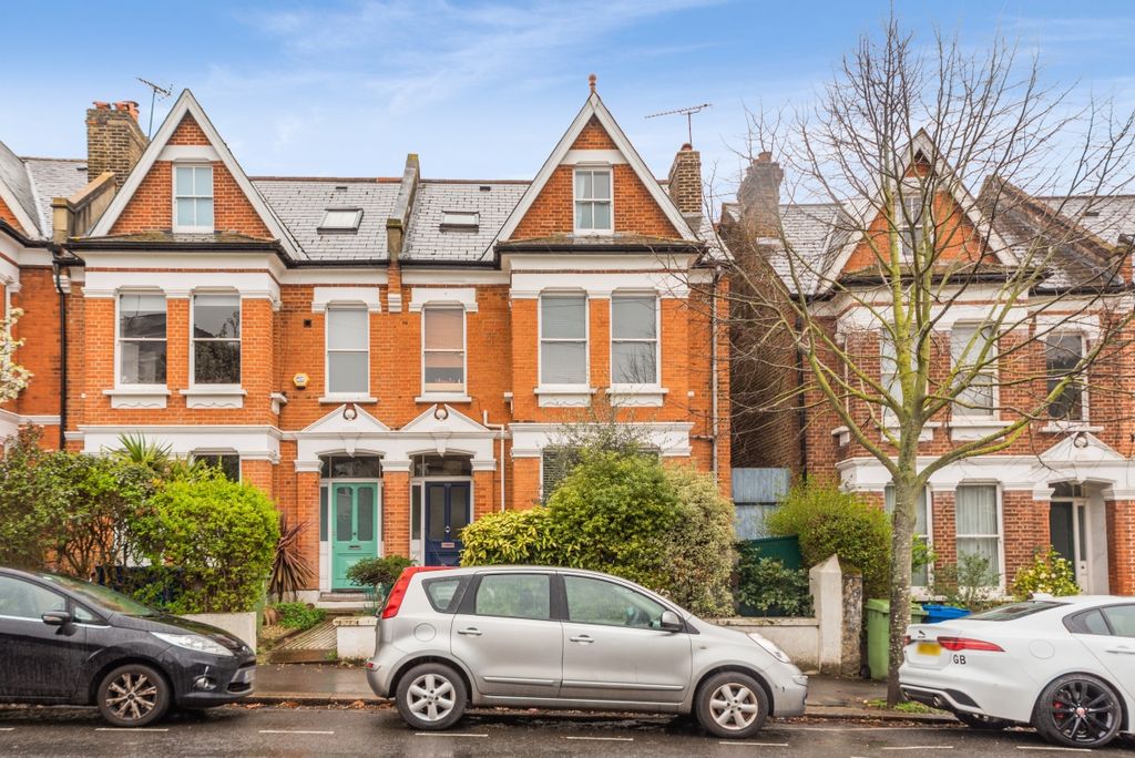 Property photo 1 of 15 7