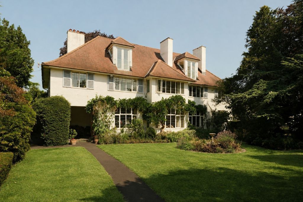 Property photo 1 of 28 External
