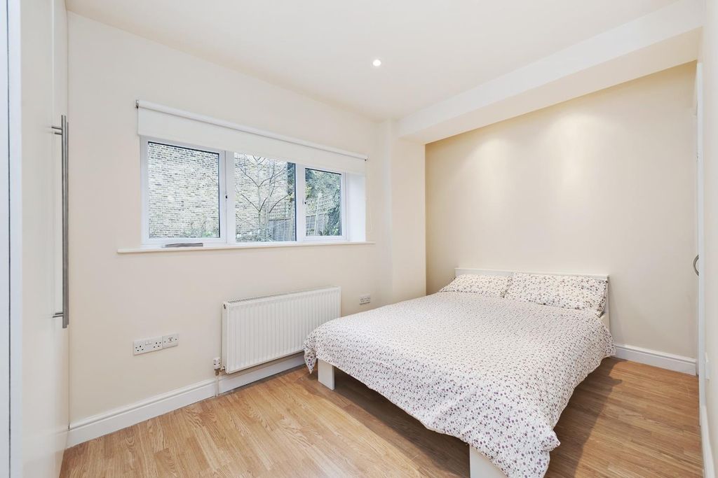Property photo 2 of 5 9Cfwrj3Z5D6Rwrb3U4U-9Pl6O1K.Jpg