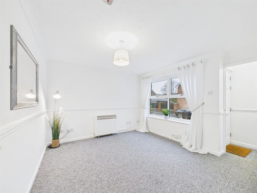 Property photo 2 of 8 Cam02435G0-Pr0082-Still005.Jpg