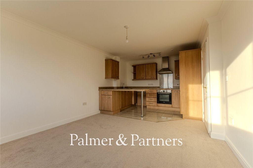 Property photo 2 of 11 Picture No. 05