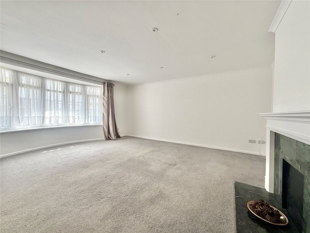 Property photo 2 of 13 Picture No. 07