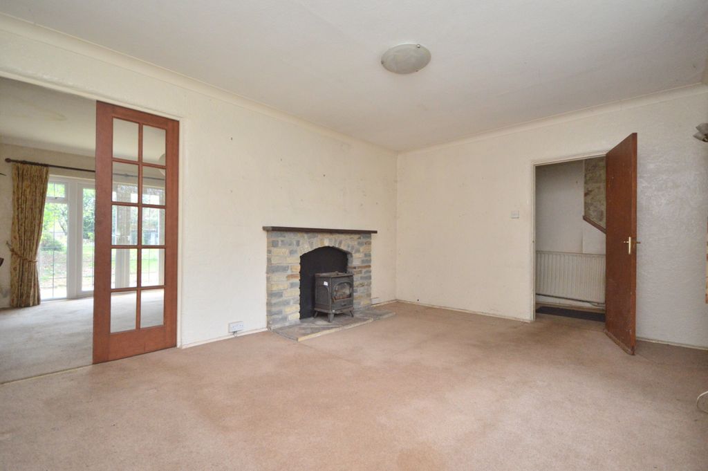 Property photo 3 of 20