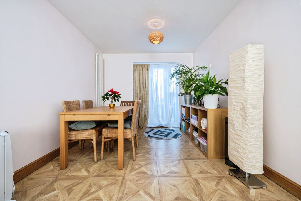 Property photo 3 of 25 Akl_2537