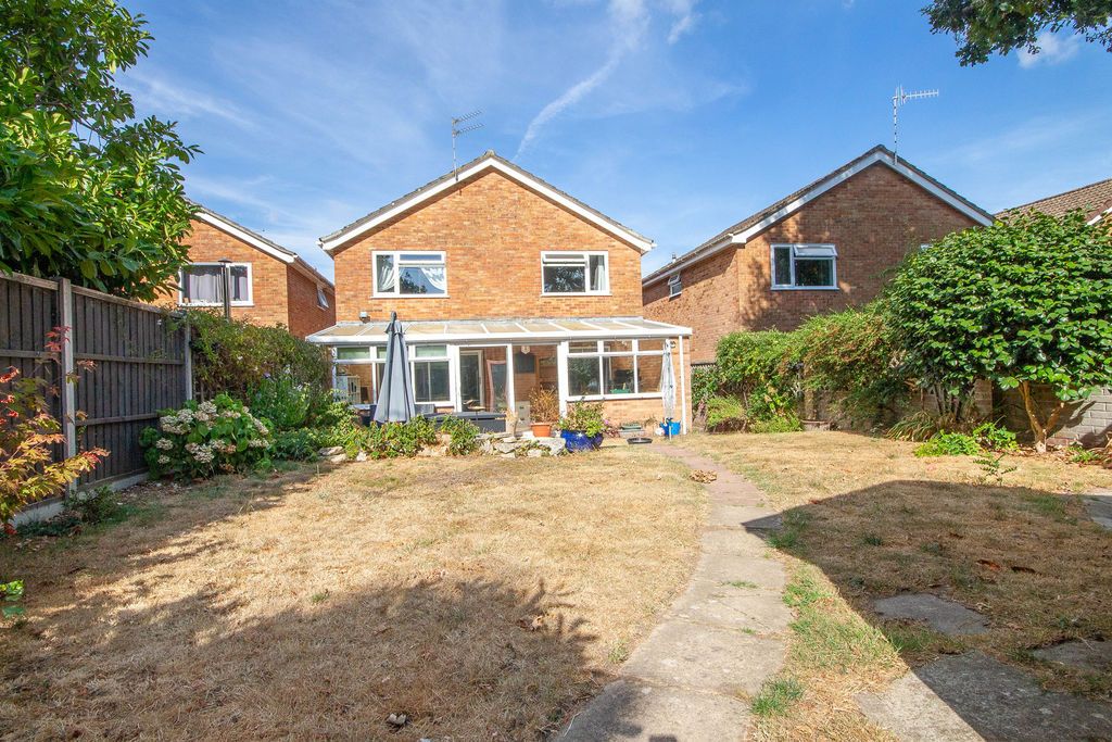 Property photo 2 of 14 Rear Garden