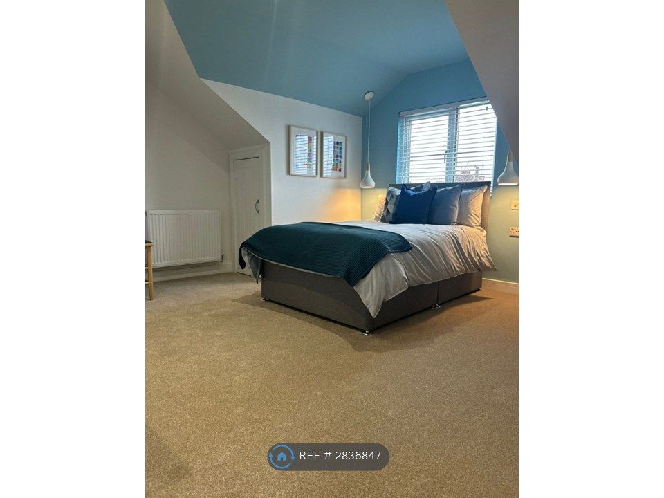 Property photo 1 of 3