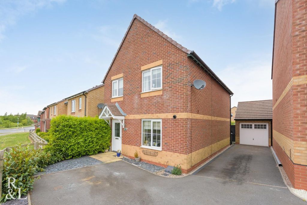 Property photo 2 of 28 Bluebell (2).Jpg