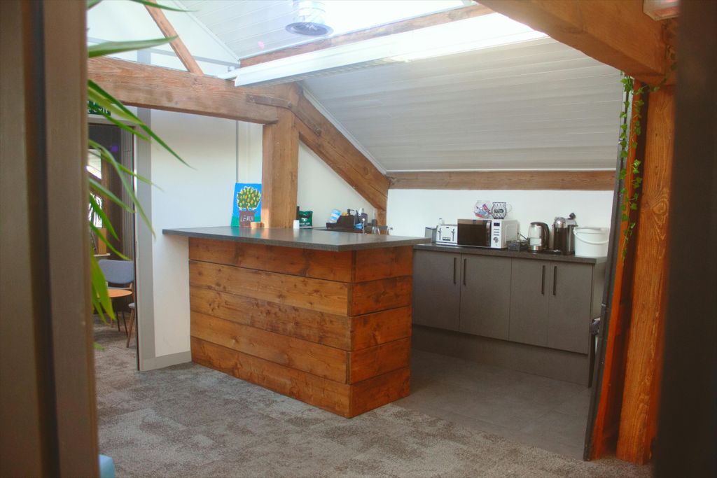 Property photo 2 of 6 Img_1496.Jpg