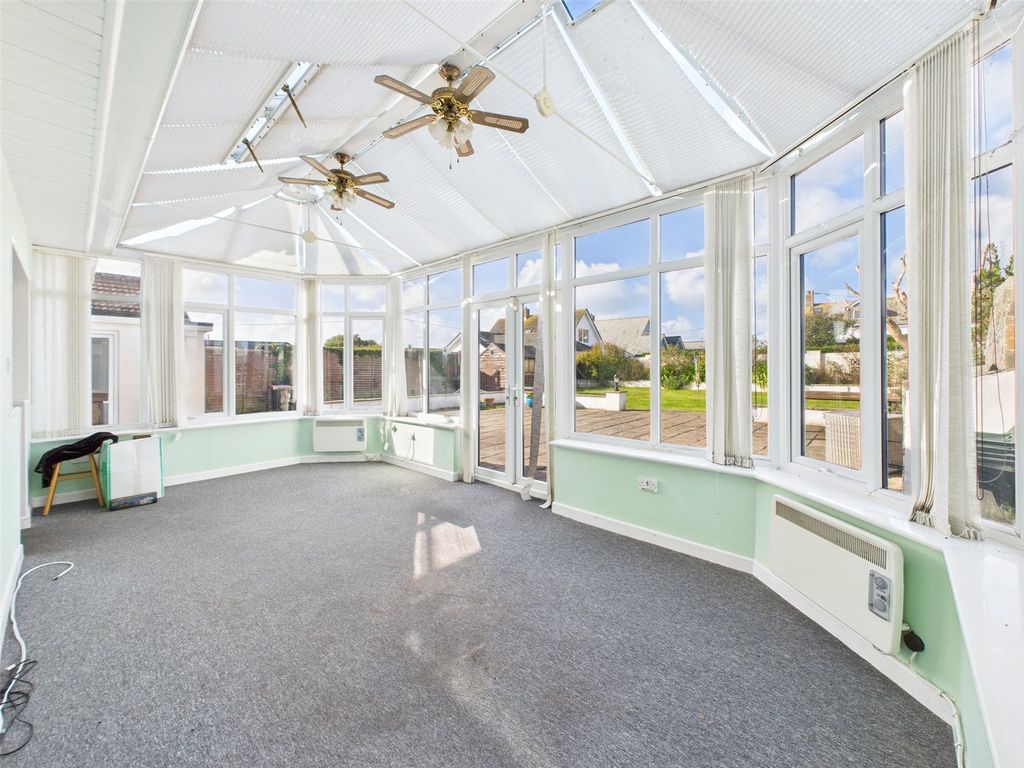 Property photo 3 of 19 Picture No. 04