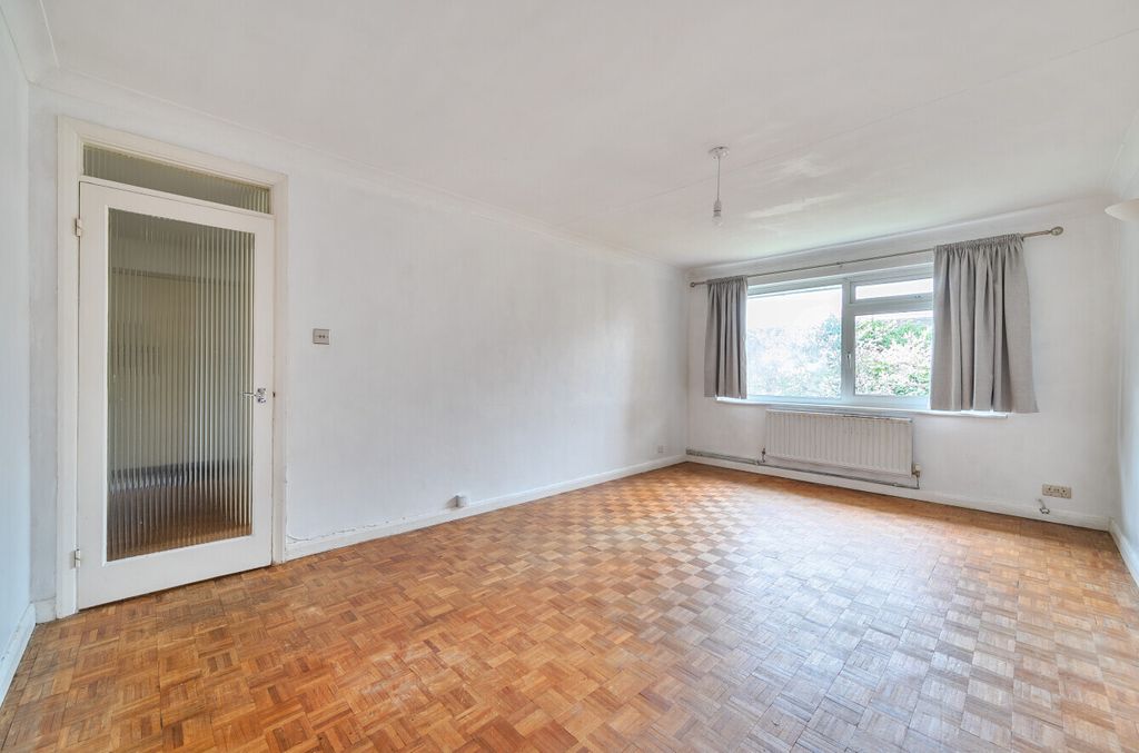 Property photo 3 of 15 Picture No. 10