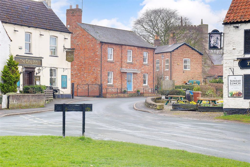 Property photo 1 of 22 Img_2384-Img_2386.Jpg