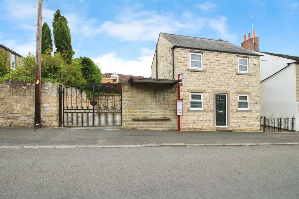 Property photo 1 of 15
