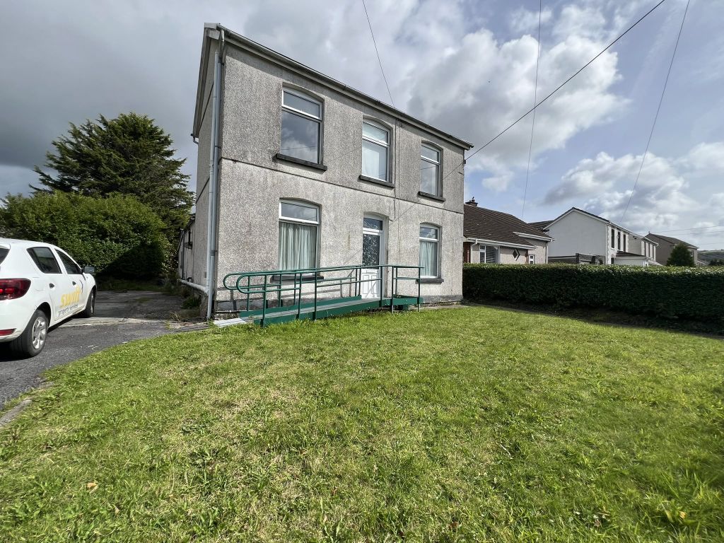 Property photo 1 of 14 Img_9412