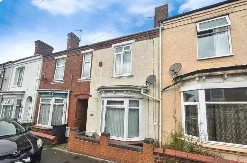 Property photo 2 of 16