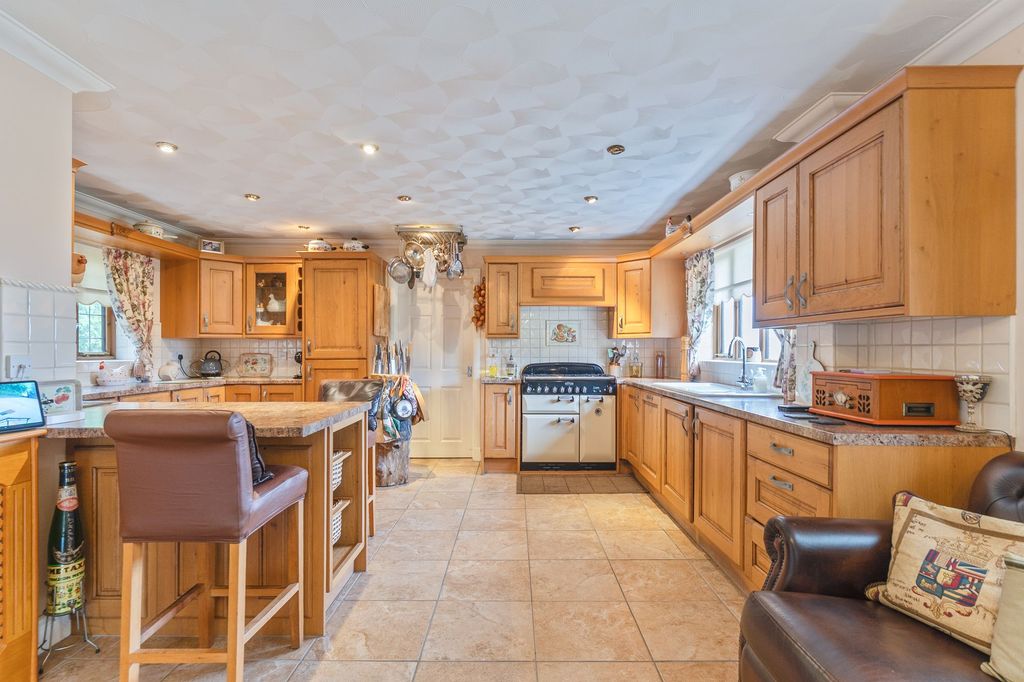 Additional image 17 of 5 bed detached house for saleChristchurch Hill, Christchurch NP18
