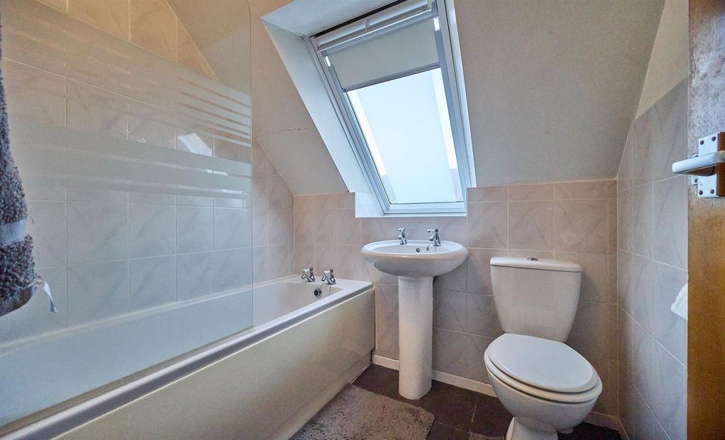 Property photo 3 of 7 Bathroom To Front