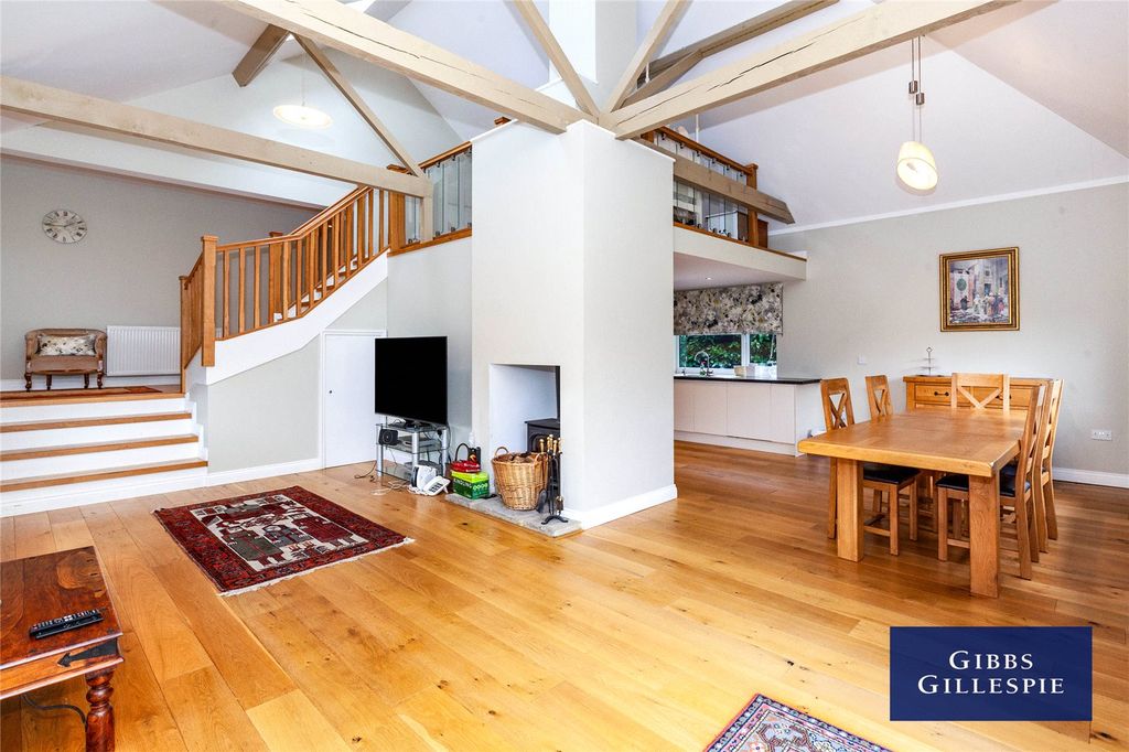 Property photo 1 of 10 Picture No. 11