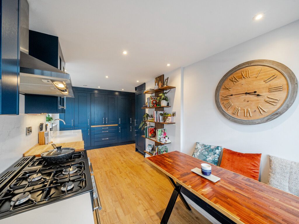Property photo 3 of 22 1326046-4-68766d5...