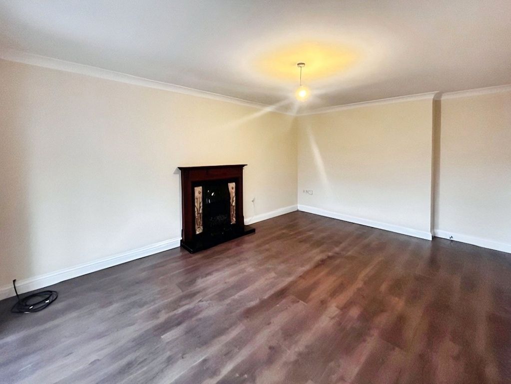 Property photo 3 of 23 Picture No. 18