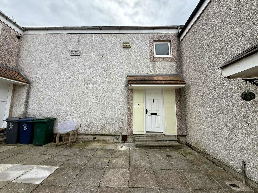 Property photo 1 of 16