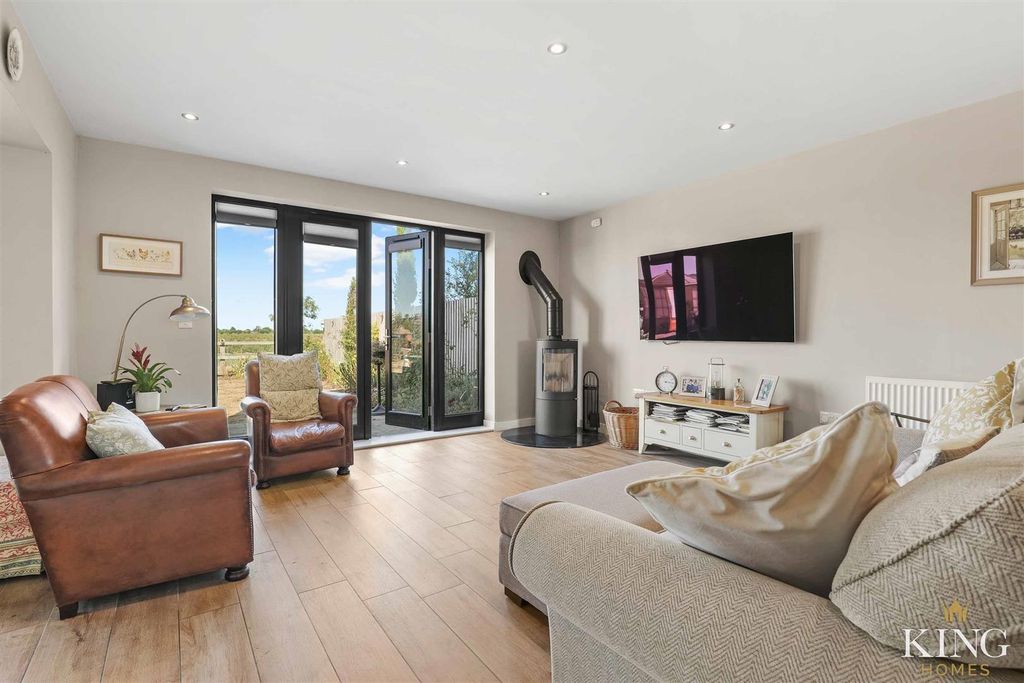 Property photo 3 of 39 King Homes-29.Jpg