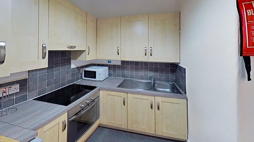 Property photo 2 of 8 Photo 2