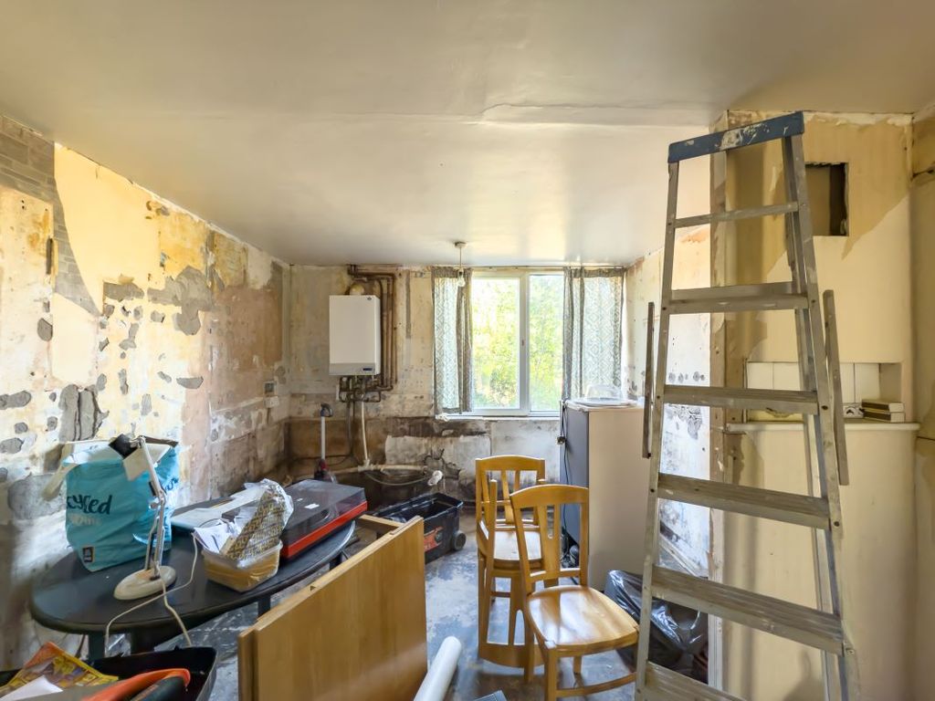 Property photo 3 of 10 Image 3