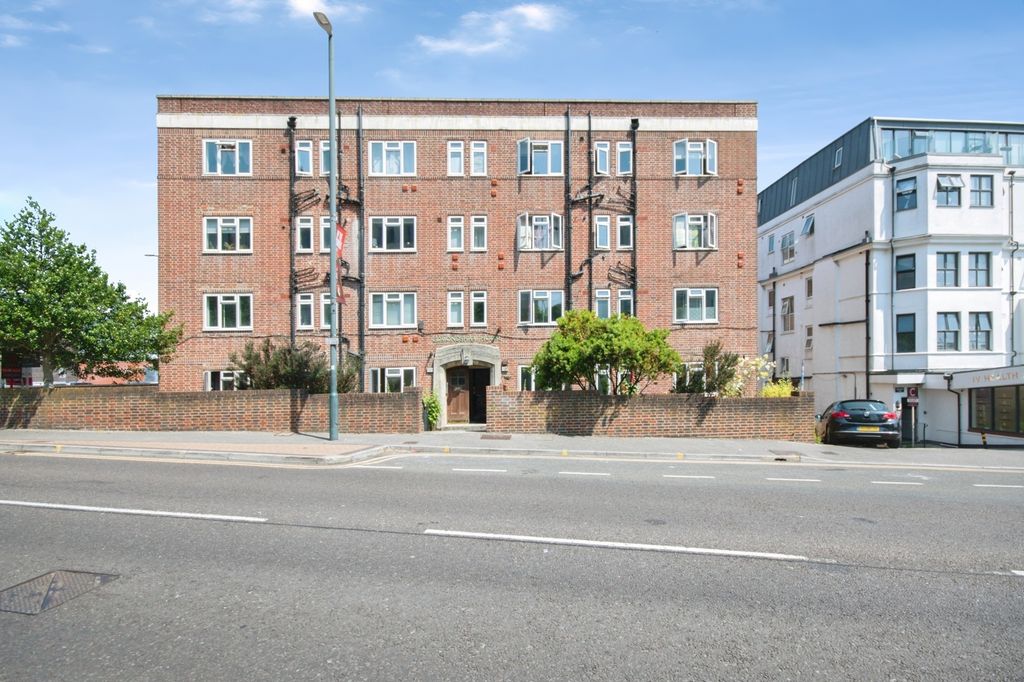Property photo 1 of 17 Pbox-Img.Jpg
