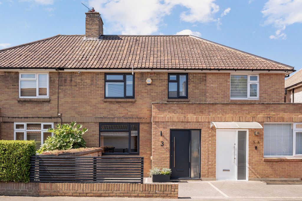 Property photo 1 of 14 Picture No. 02