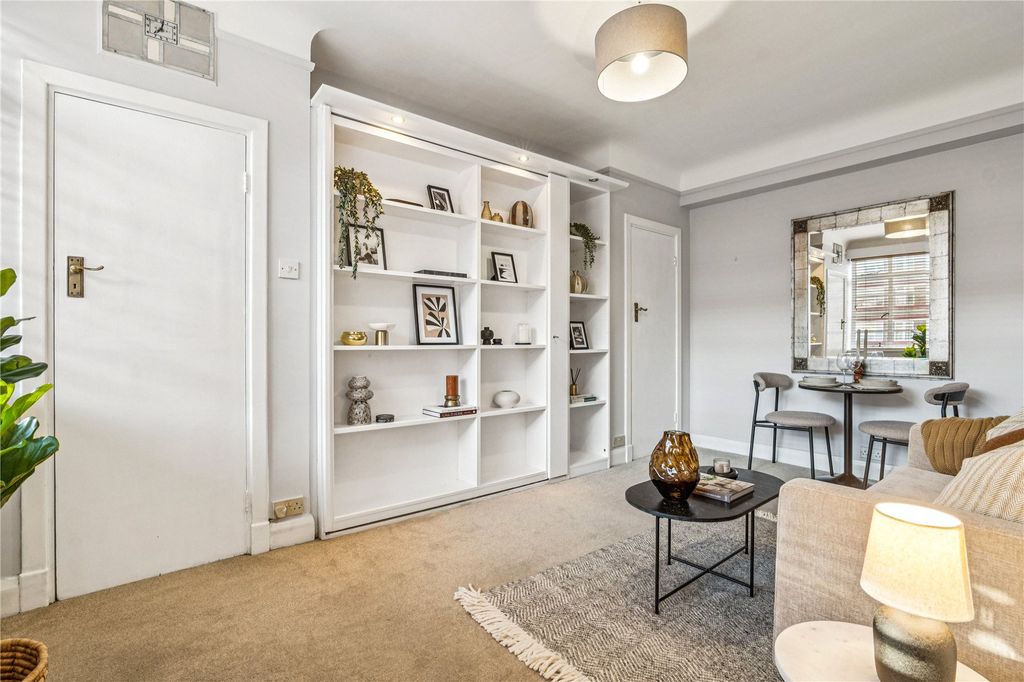 Property photo 3 of 12 Picture No. 06