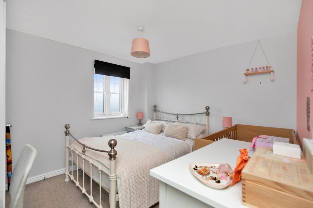 Property photo 2 of 14 Picture No. 03