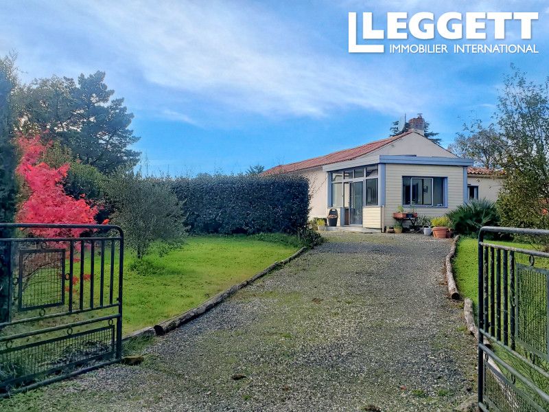 Property photo 2 of 10