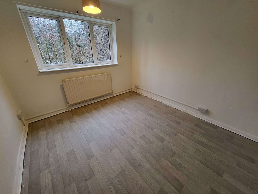 Property photo 2 of 15 Gallery