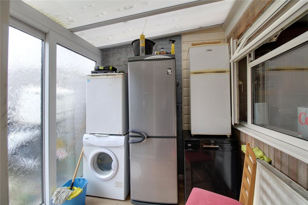 Property photo 2 of 16 Picture No. 02
