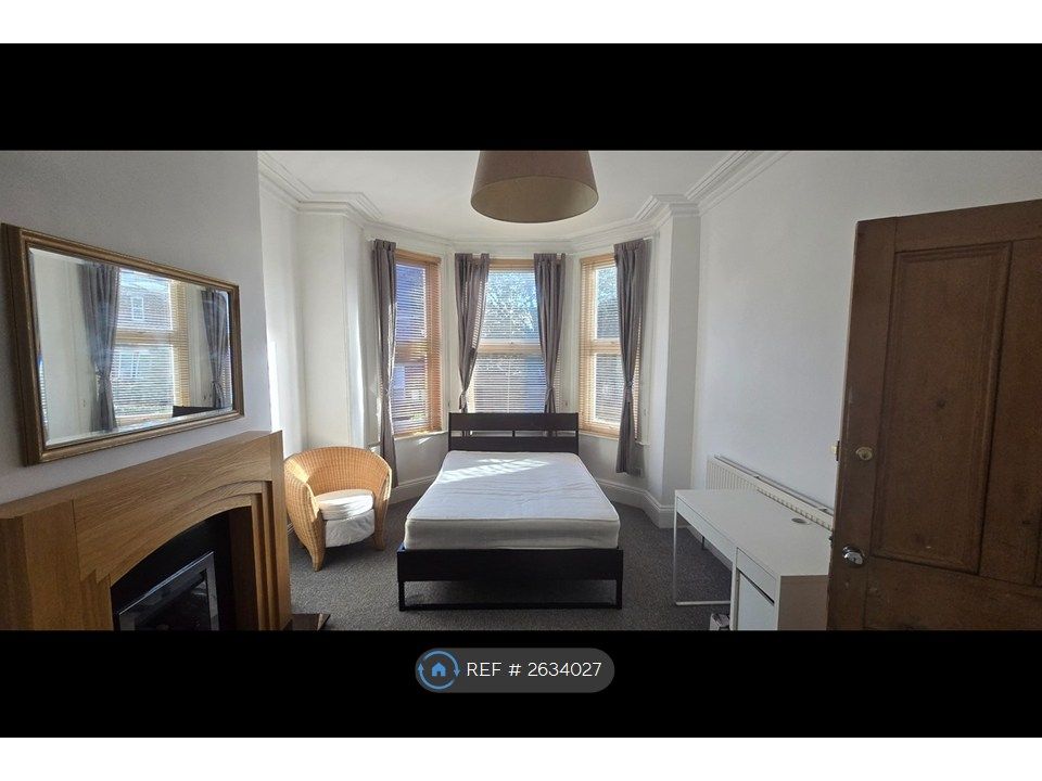 Property photo 2 of 9 Room 1