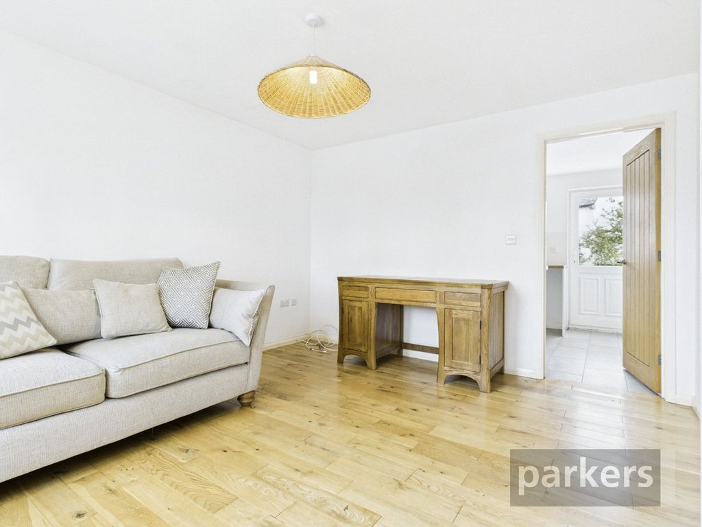 Property photo 2 of 28 Picture No. 30