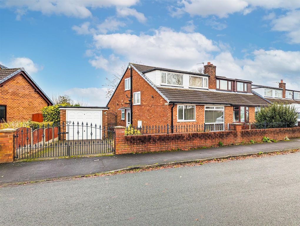 Property photo 1 of 17 Front Side.Jpg