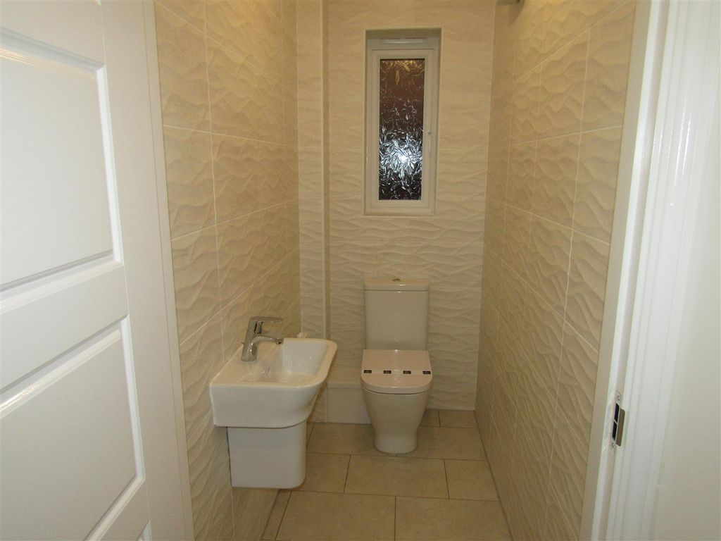 Additional image 9 of 4 bed detached house to rentHockley Crescent, Boroughbridge, York YO51
