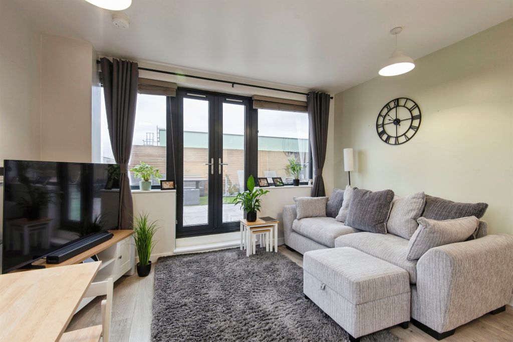 Property photo 3 of 16