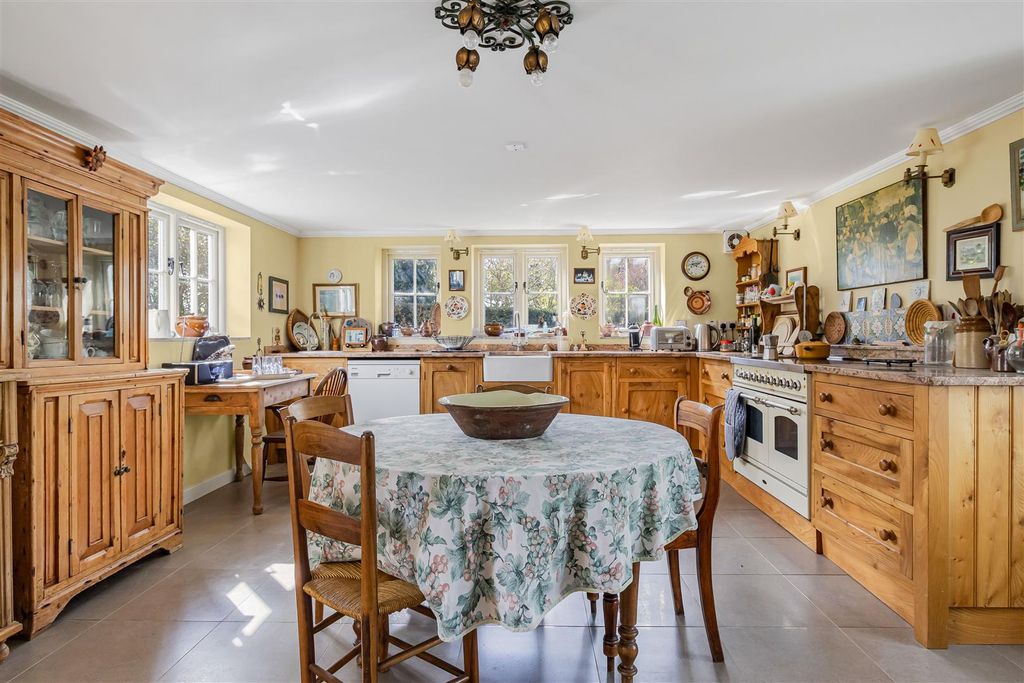 Property photo 2 of 32 41_77834.Jpg