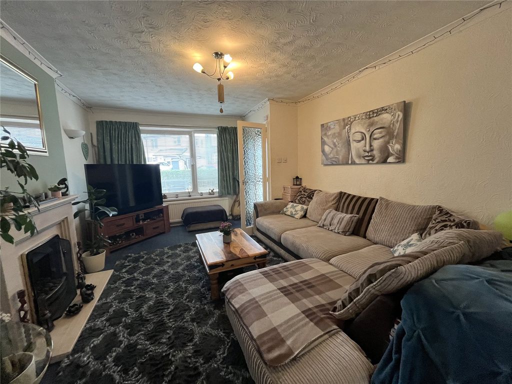 Property photo 3 of 17 Picture No. 34