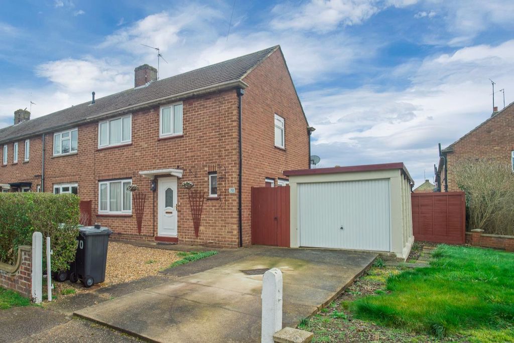 Property photo 2 of 17