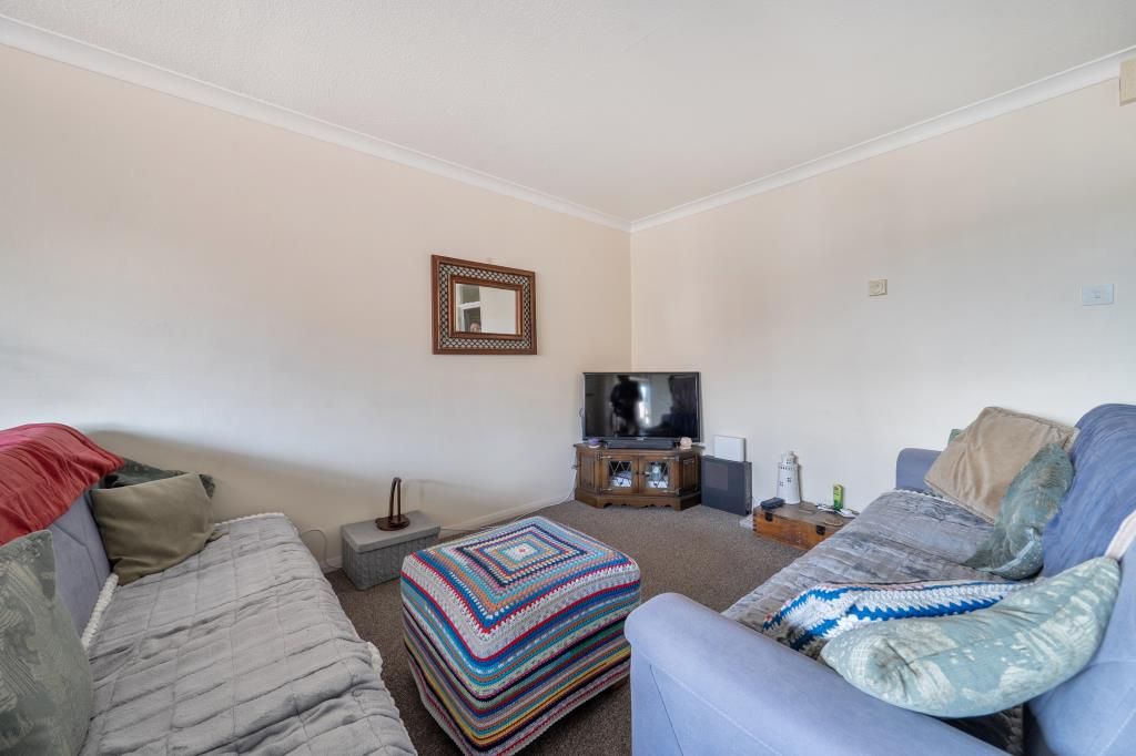 Additional image 5 of 2 bed flat for saleLightwater, Surrey GU18