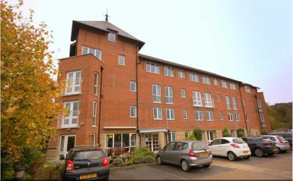 Property photo 1 of 11