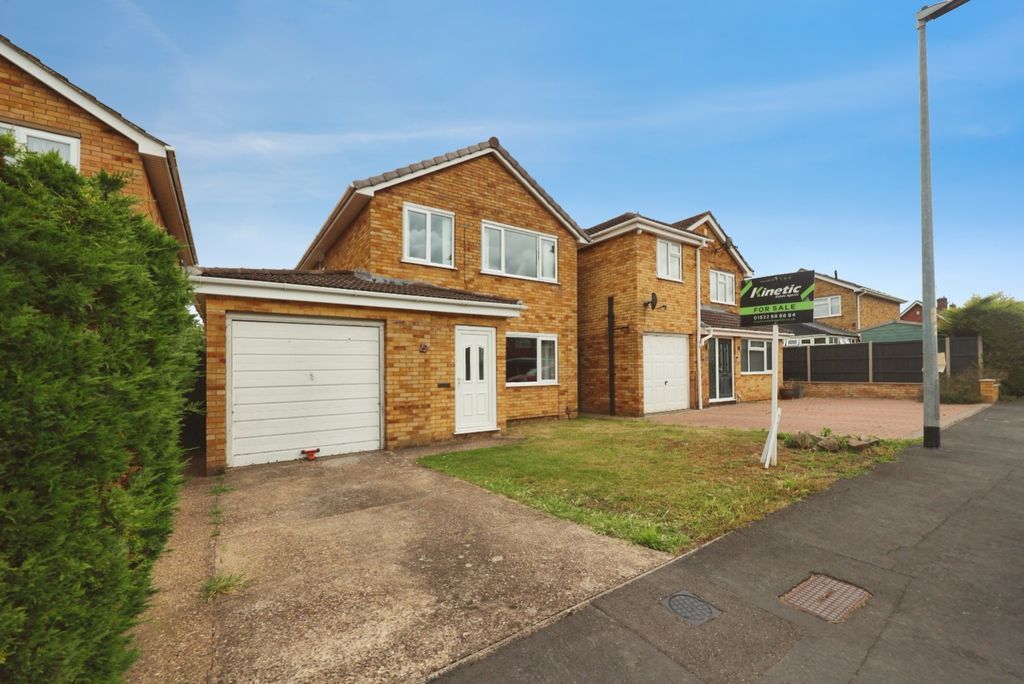 Property photo 1 of 13 5231430
