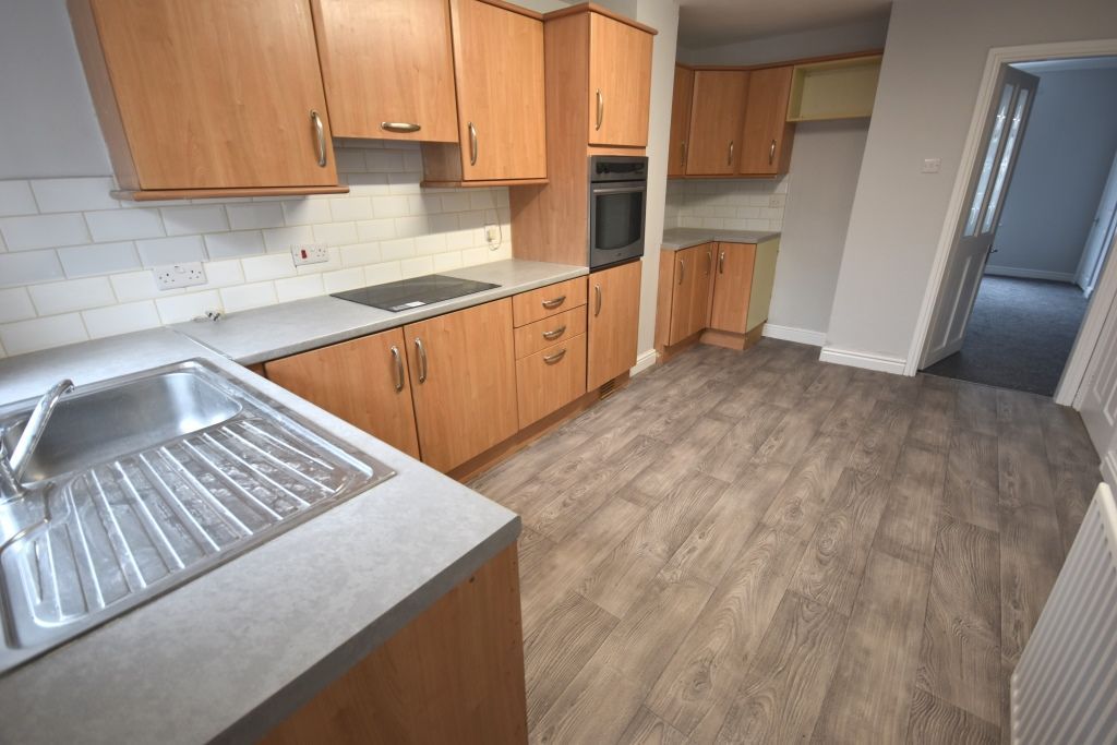 Property photo 2 of 8 Photograph 2